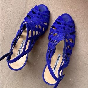 Manolo blahnik electric cobalt blue sandals